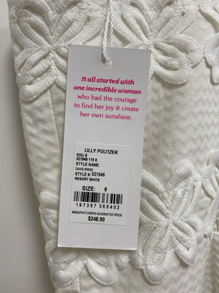 NWT LILLY PULITZER Size 6 White Sleeveless Ladies Dress