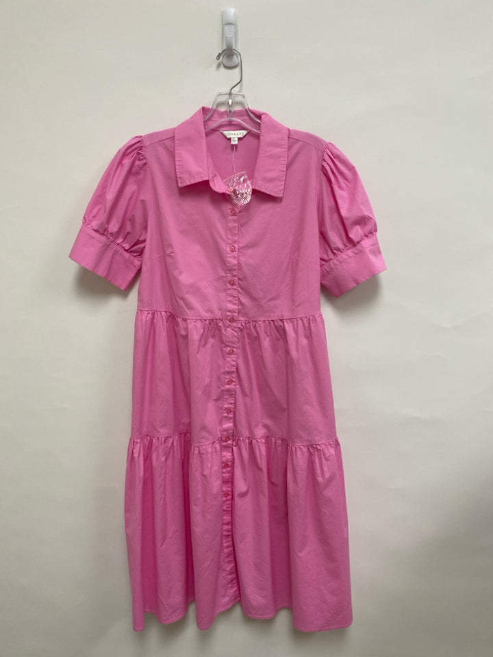 Crown &amp; Ivy Size LP Pink Tiered Petite Dress