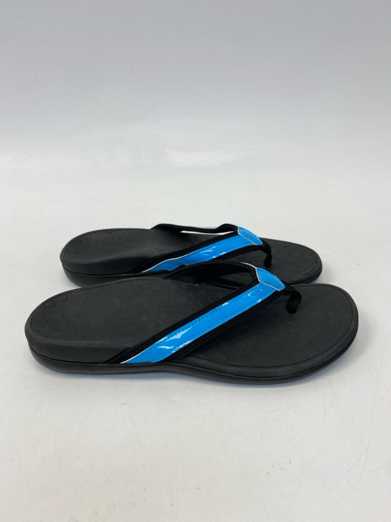 Size 7 Blue Sandals
