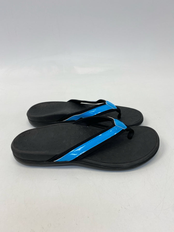 Size 7 Blue Sandals