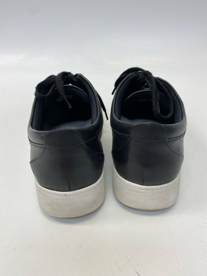 Fit Flop  Size 8 Black Lace-up Sneakers