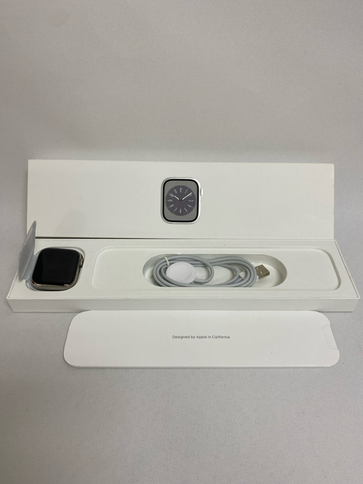 NEW/BOX Apple Silver Color Black Stainless Misc. Electronic