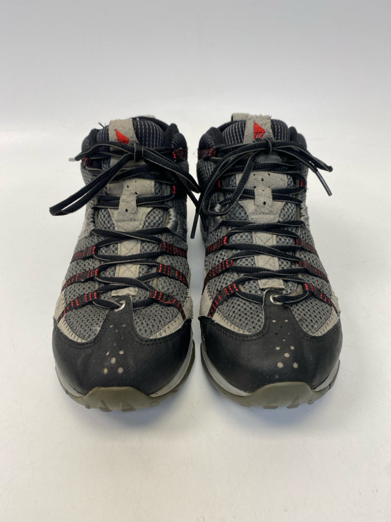 Size 8 Gray/Black Lace-Up Men&