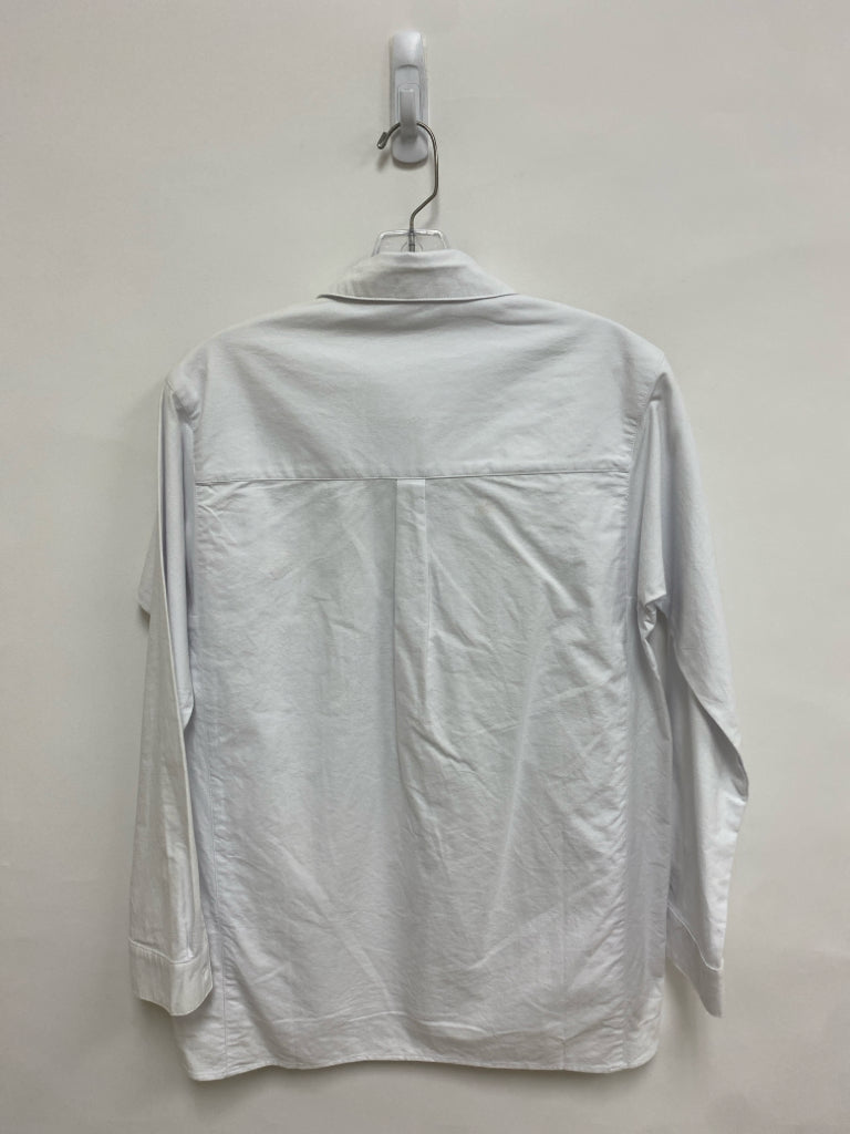 NWT DUFFIELD LANE Size S White Quarter Button Ladies Top