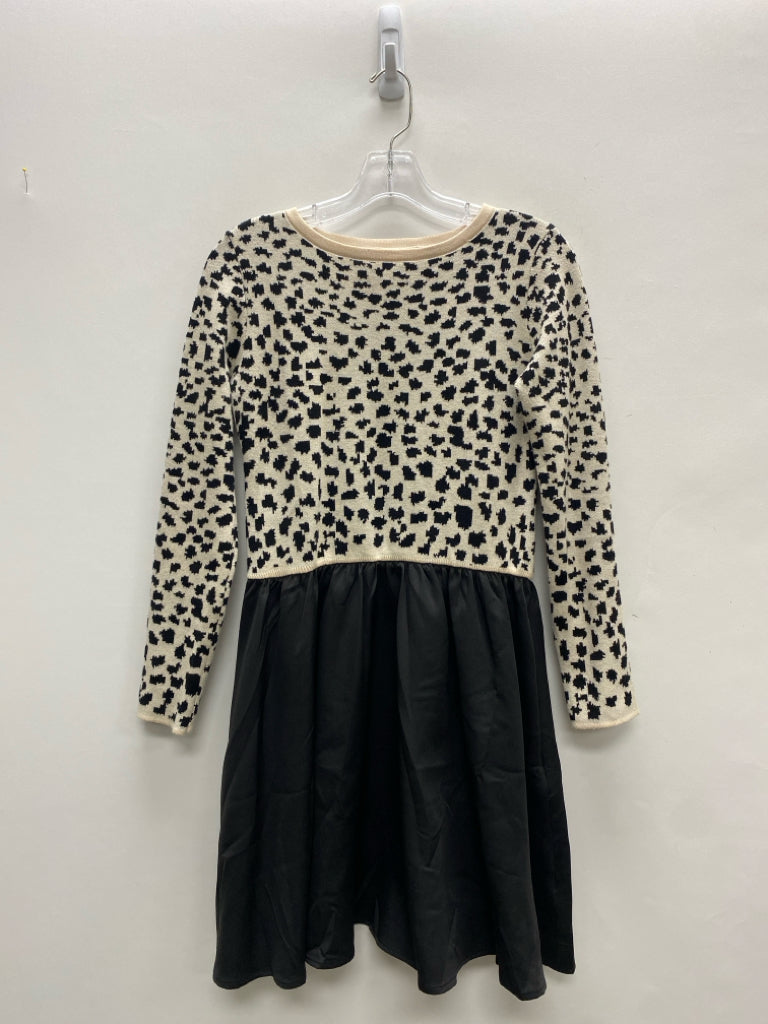 Size S Cream/Black Animal Print Ladies Dress