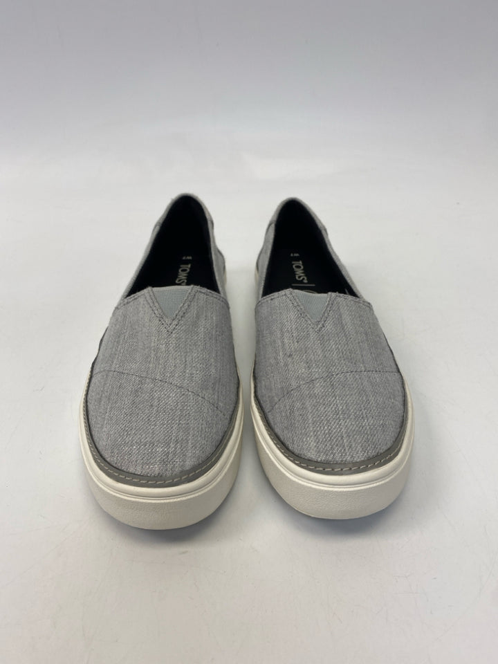 Toms  Size 7 Gray Sneakers