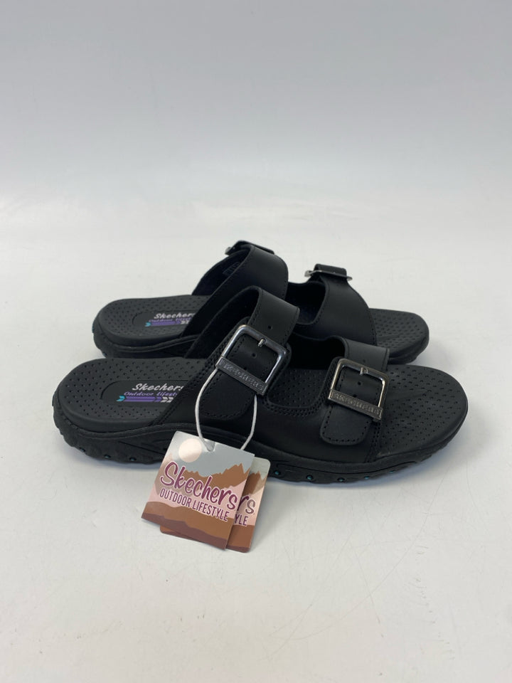 NWT Skechers  Size 8 Black Buckle(s) Sandals