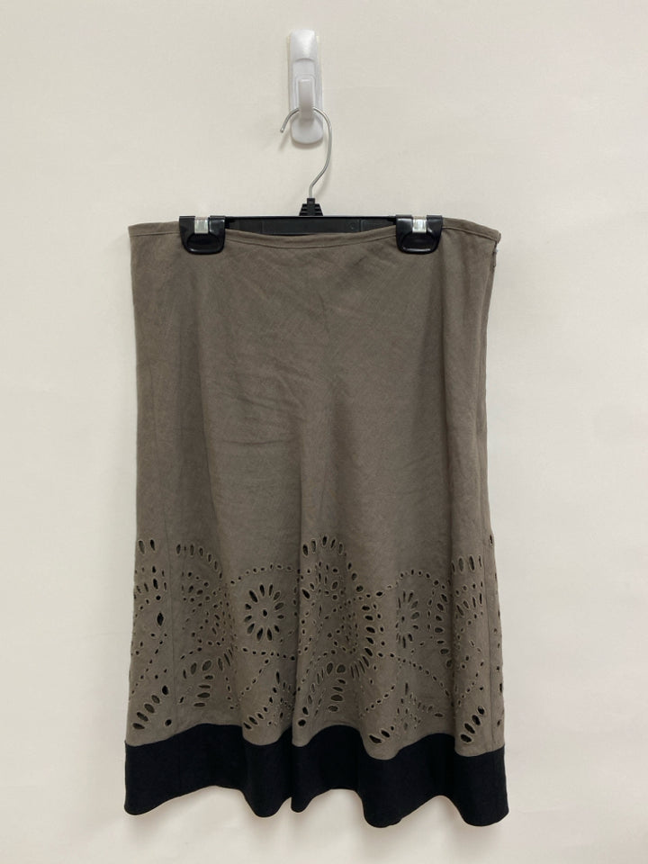 DKNY Size 2 Taupe Black Cut-Out Ladies Skirt