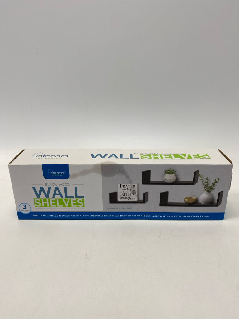 NEW/BOX Black Wall Hanging