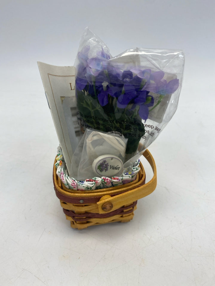 NWOT Longaberger 2011 Collector Club May Series Violet Basket