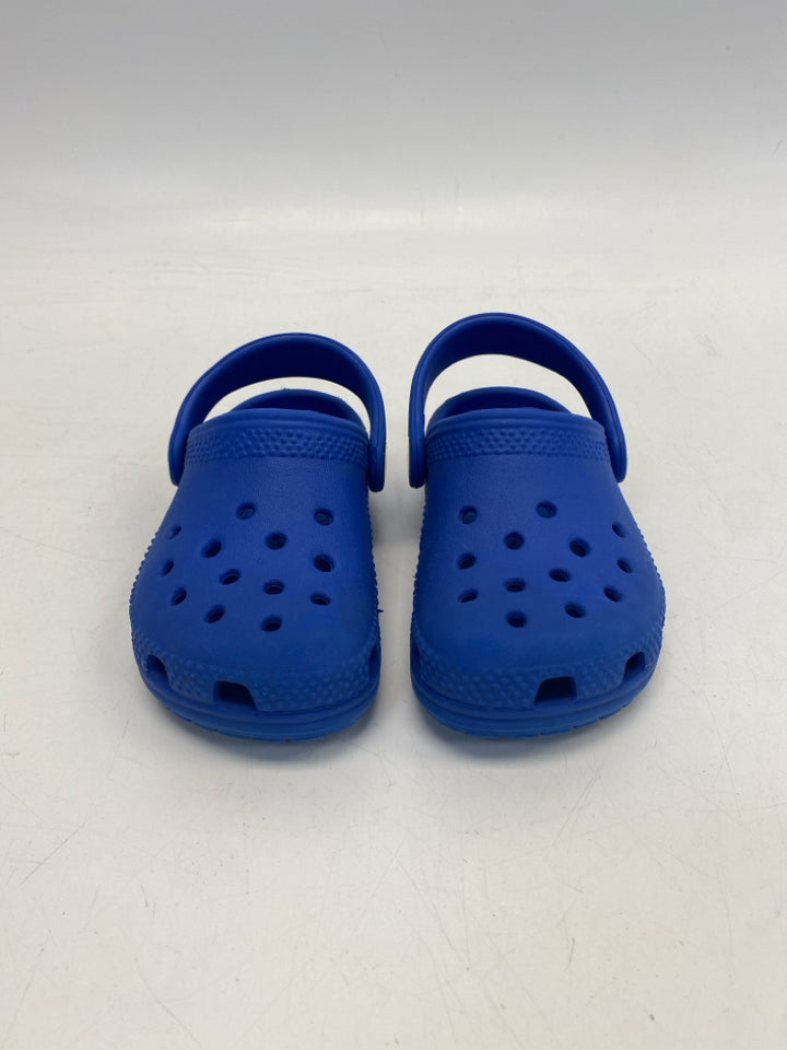Crocs SIZE 8 Blue Boy&