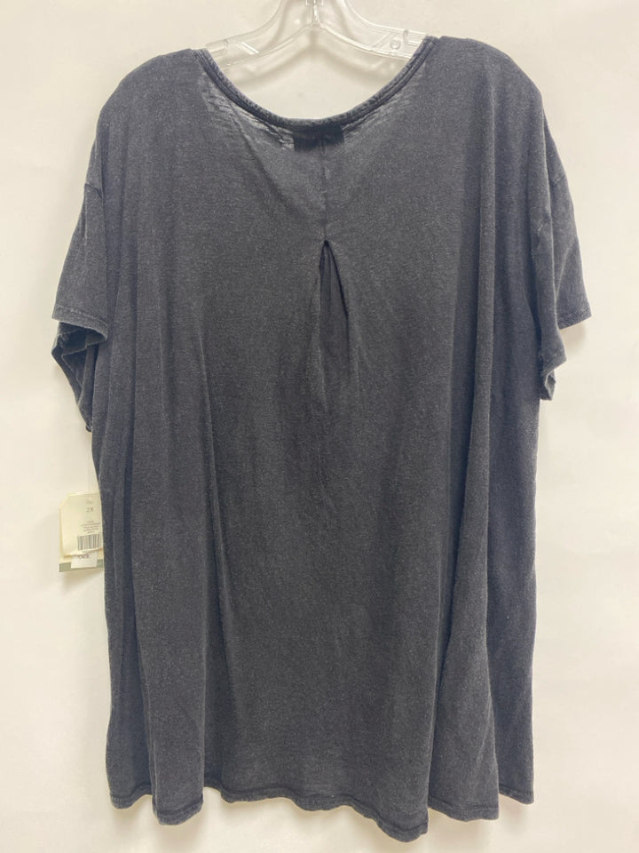 NWT wonderly  SIZE  2X Faded Black Short Sleeve Tee Plus Size Top