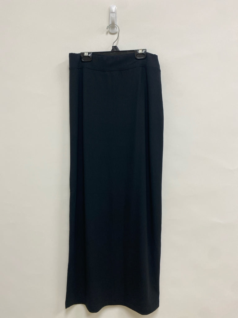 Aerie Size M Black Ribbed Maxi Ladies Skirt