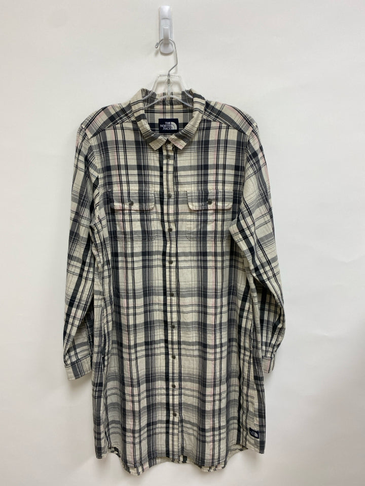 North Face Size XL Gray Black/Pink Plaid Button Up Ladies Dress
