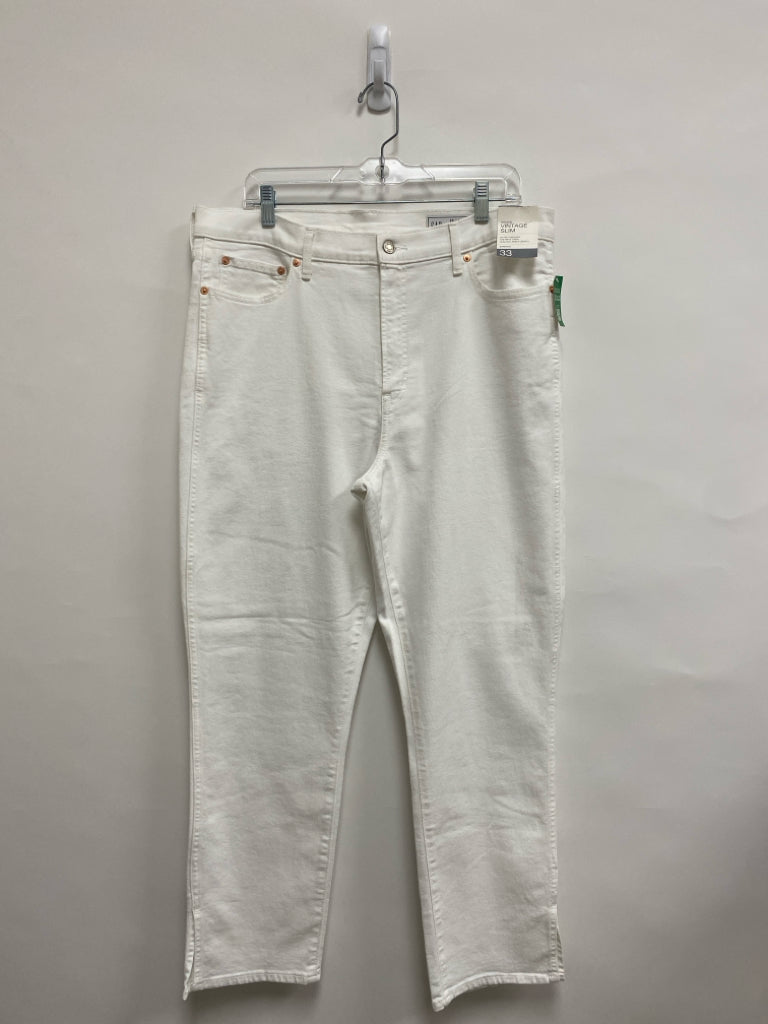 NWT Gap Size 33 White Denim Ladies Jeans