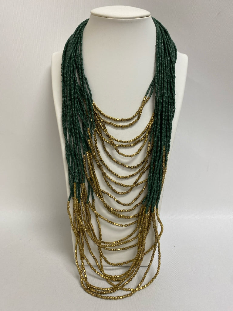 TWINE &amp; TWIG Gold Color Green Beaded Necklace