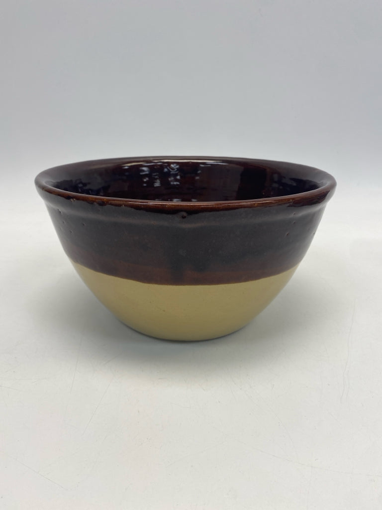 Dark Brown Cream Pottery Bowl(s)