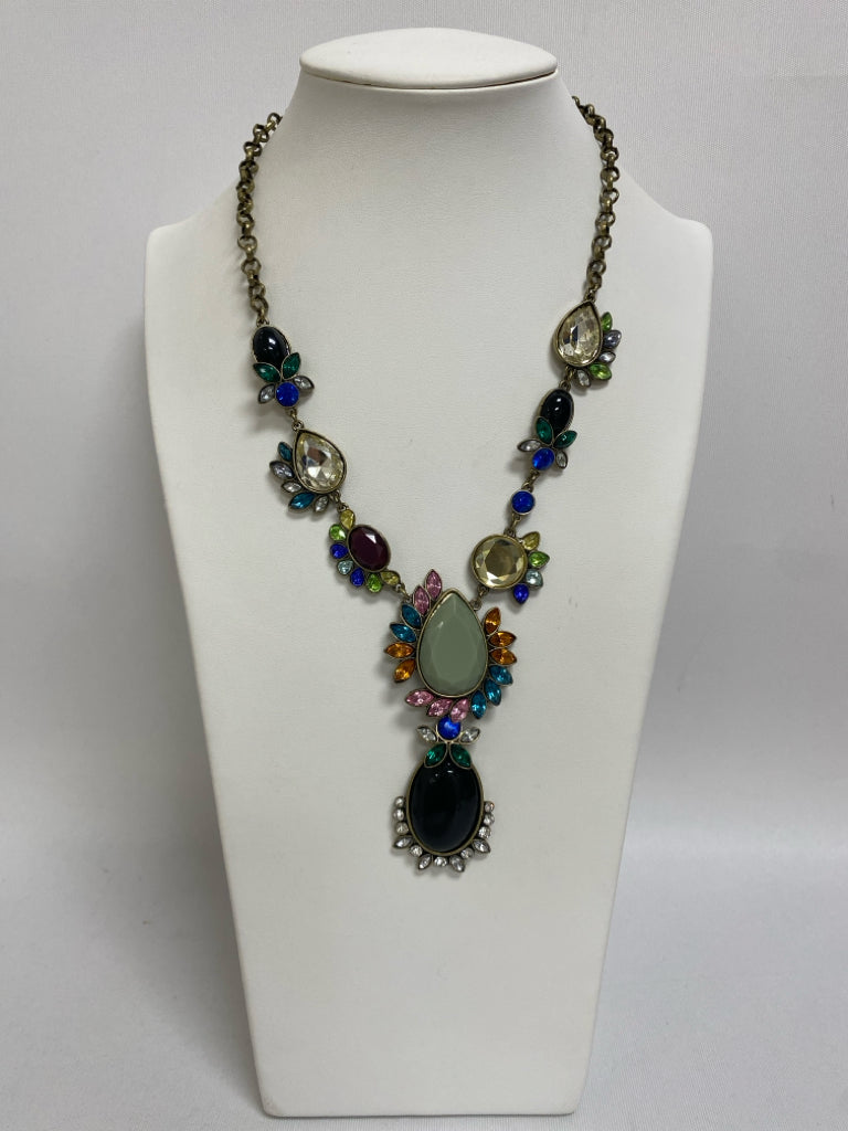 Lori Goldstein Multi Color Gold Color Teardrop Necklace