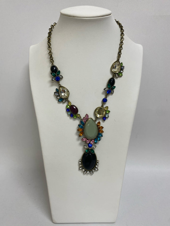 Lori Goldstein Multi Color Gold Color Teardrop Necklace