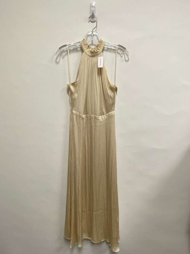 NWT Banana Republic Size 0 Cream Pleated Sleeveless Ladies Dress