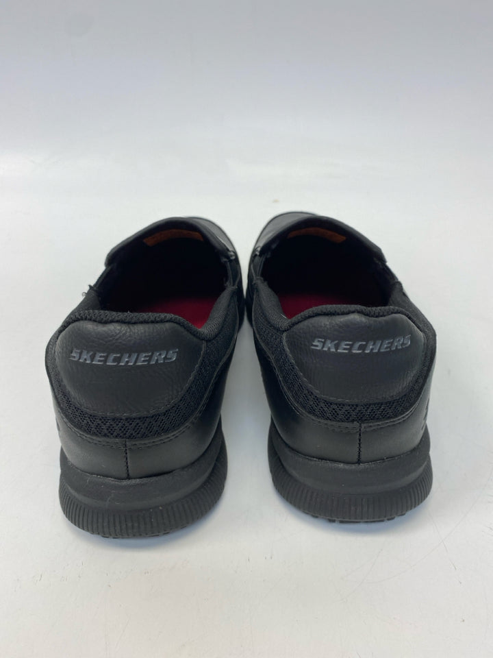 NWOT Skechers Size 9 Black Men&