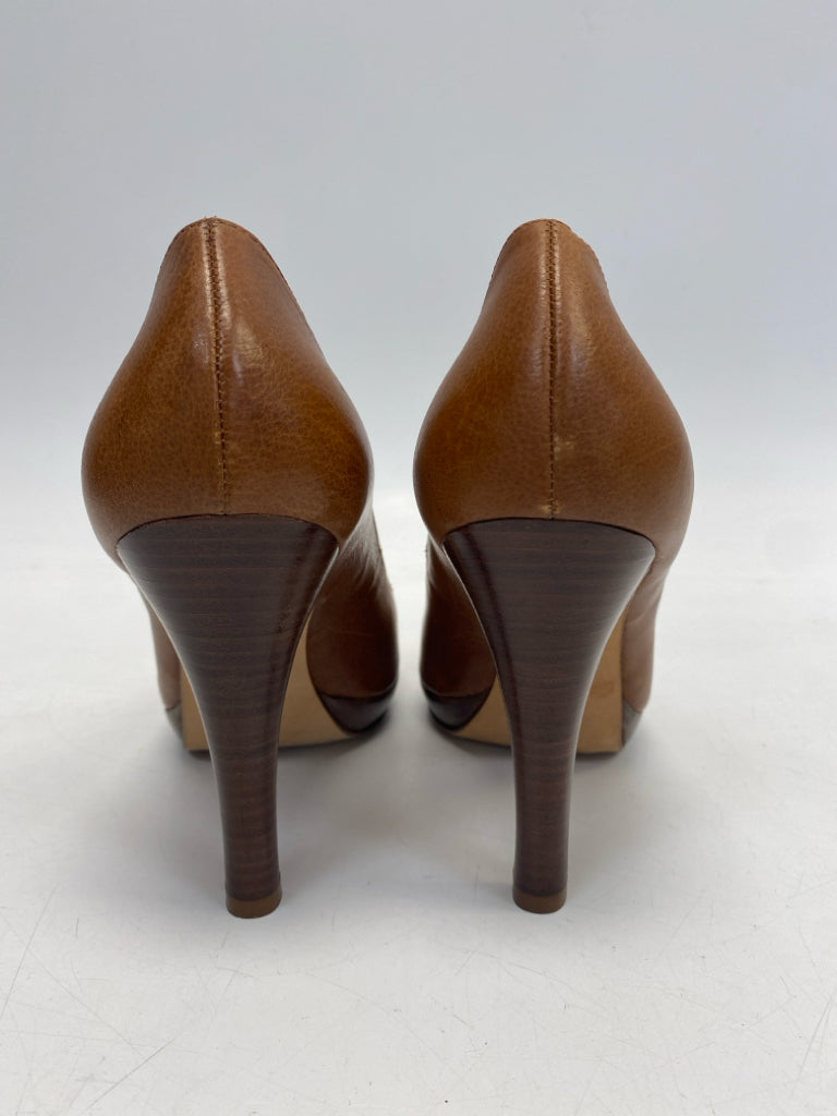 Anne Klein US Shoe Size 7.5 Camel Heels