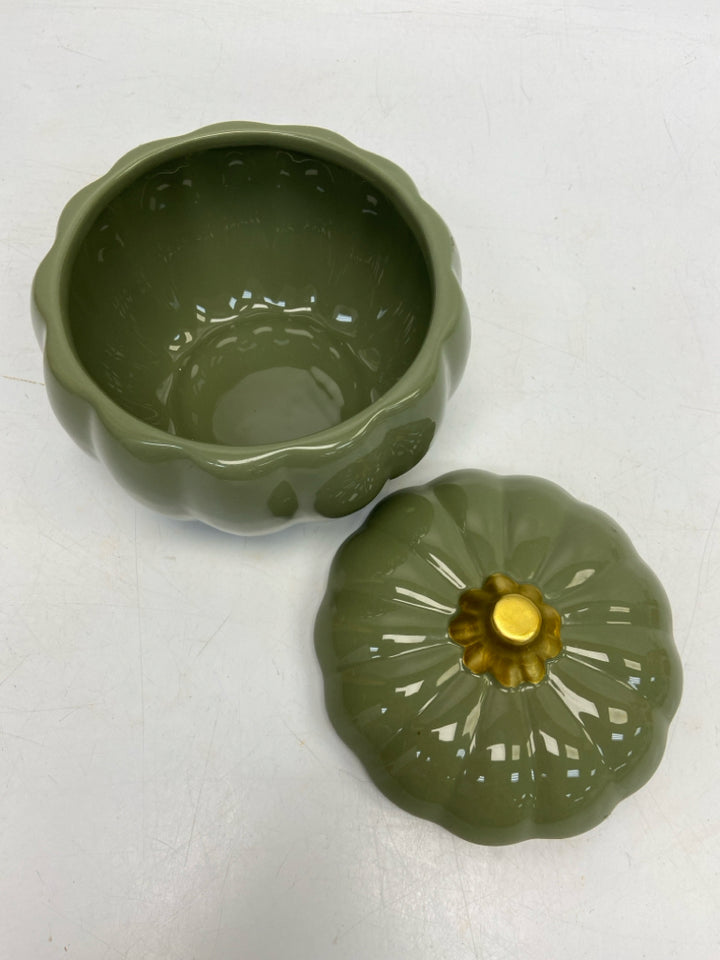 Green Ceramic Fall