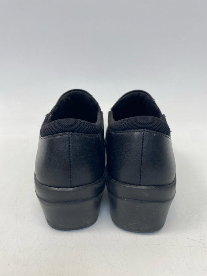 Clarks US Shoe Size 8.5 Black Heels