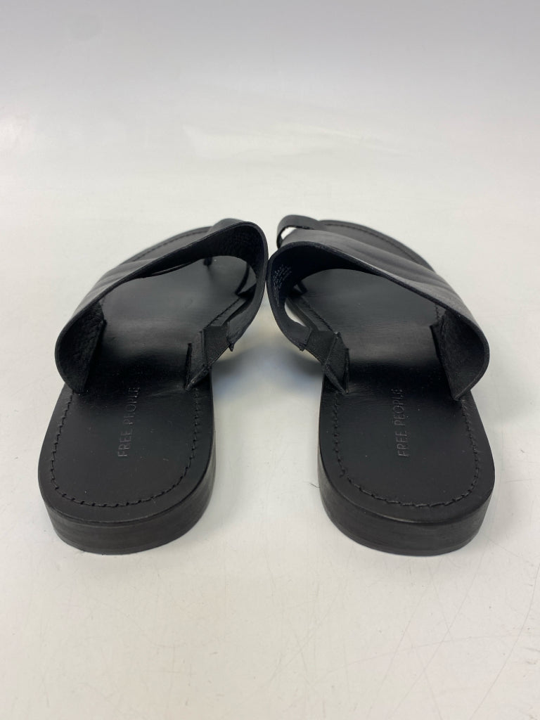 Free People  Size 39.5 Black Sandals