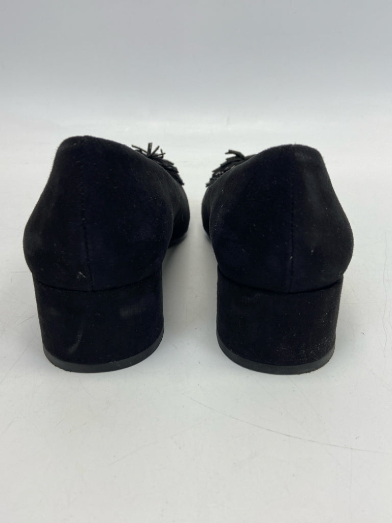 Anne Klein  Size 8 Black Pom Pom Heels