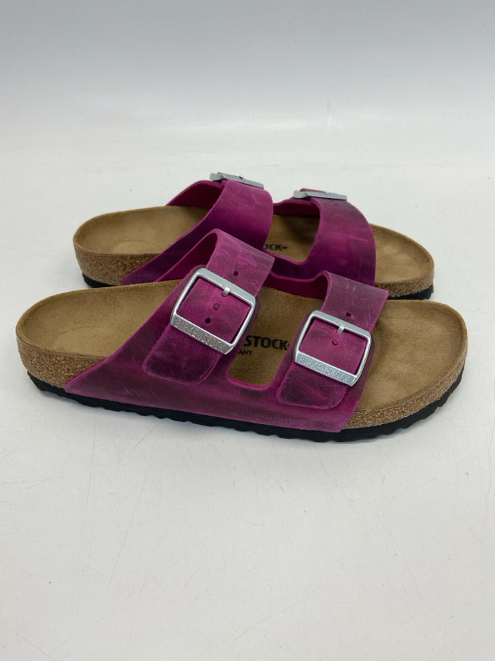 NWOT Birkenstock  Size 9 Fuchsia Leather Sandals