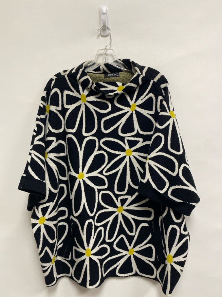 APNY  SIZE  XXL Black White/Yellow Flowers Short Sleeve Plus Size Sweater