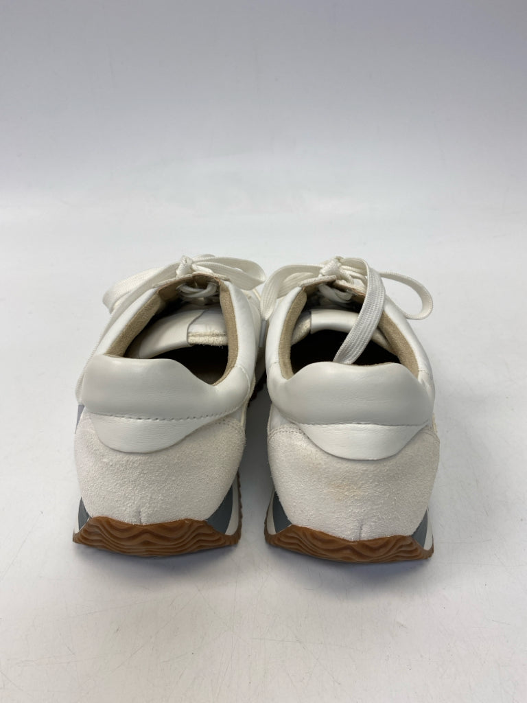 NEW Vaneli US Shoe Size 7.5 White Cream Lace-up Sneakers