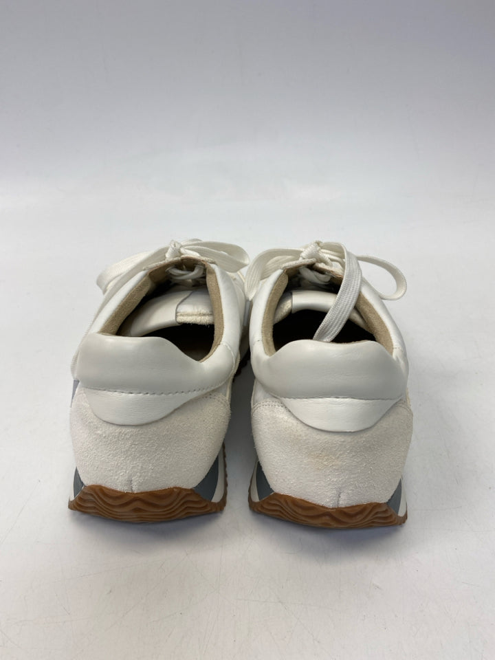 NEW Vaneli US Shoe Size 7.5 White Cream Lace-up Sneakers