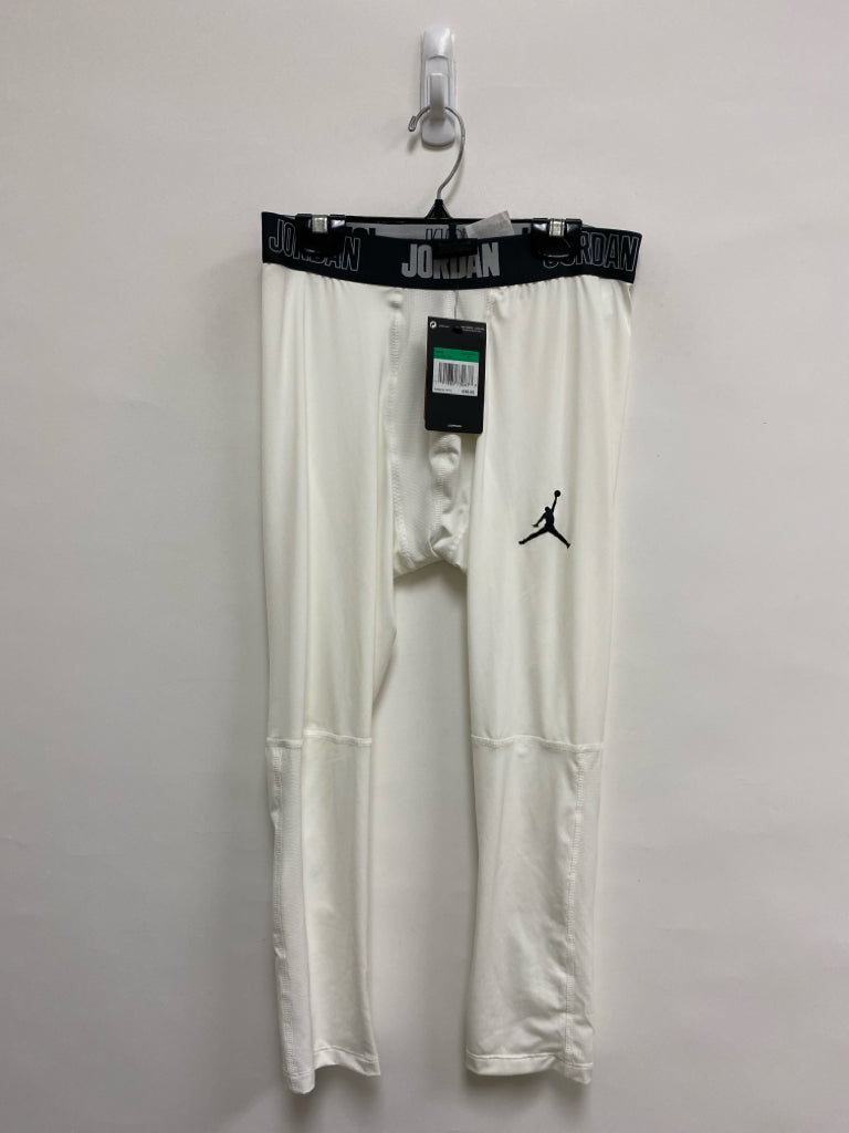 NWT JORDAN Size XL White Men&