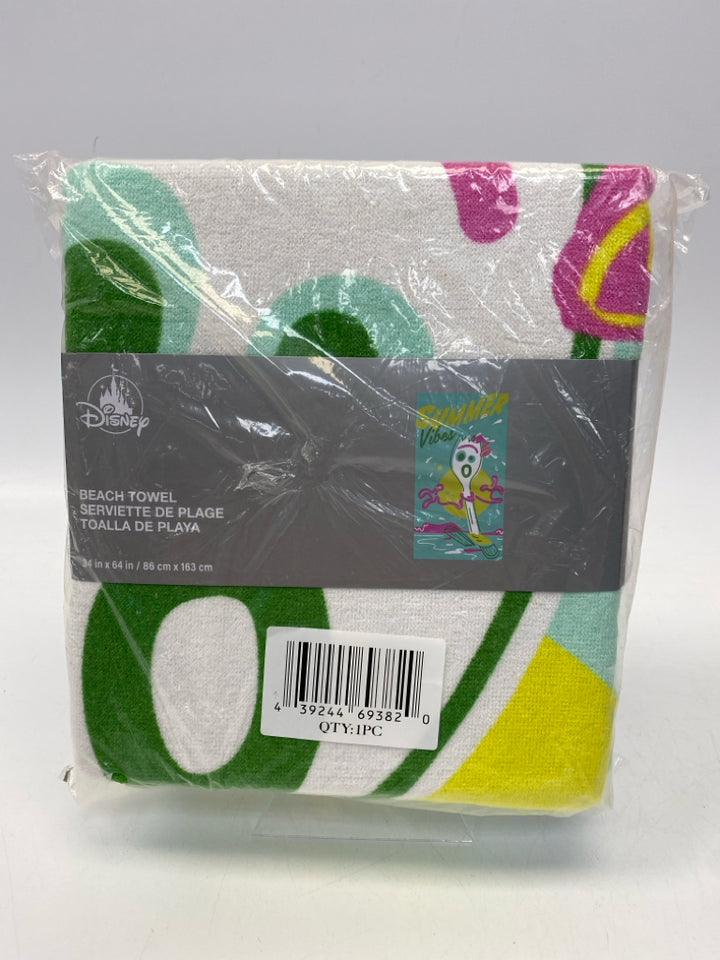 NEW/PKG Disney Green/White Pink/Yellow Toy Story Beach Towel