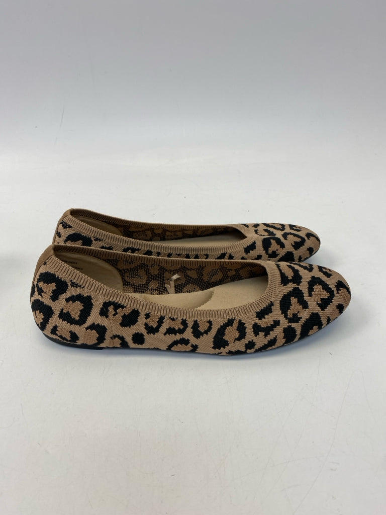 Seychelles  Size 8.5 Animal Print Flats
