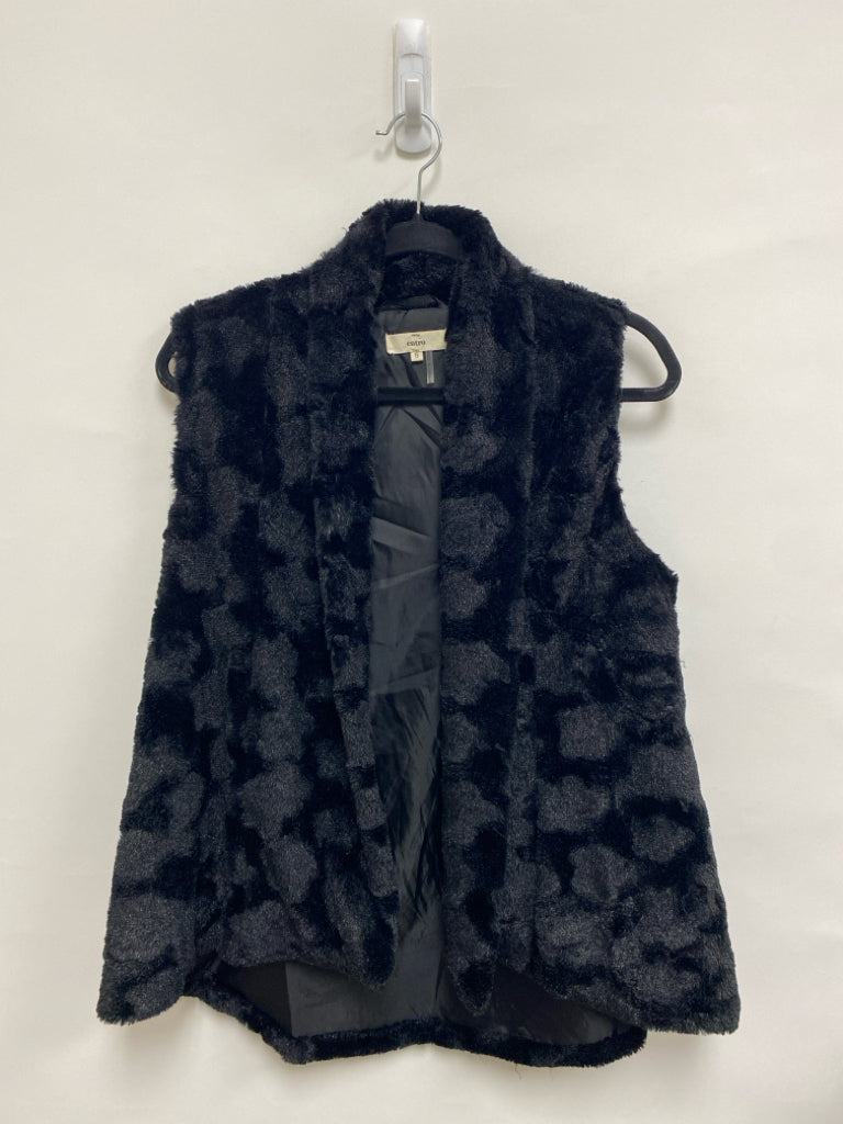 entro Size S Black Drape Faux Fur Ladies Vest