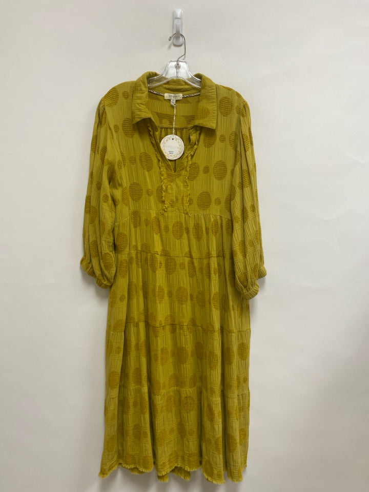 NWT Umgee  SIZE  1X Goldenrod Texture Puff Sleeve Plus Size Dress