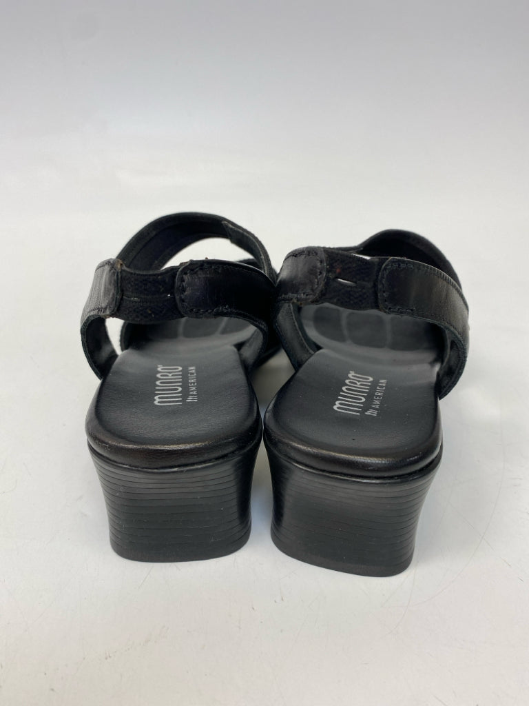 Munro  Size 8 Black Sandals