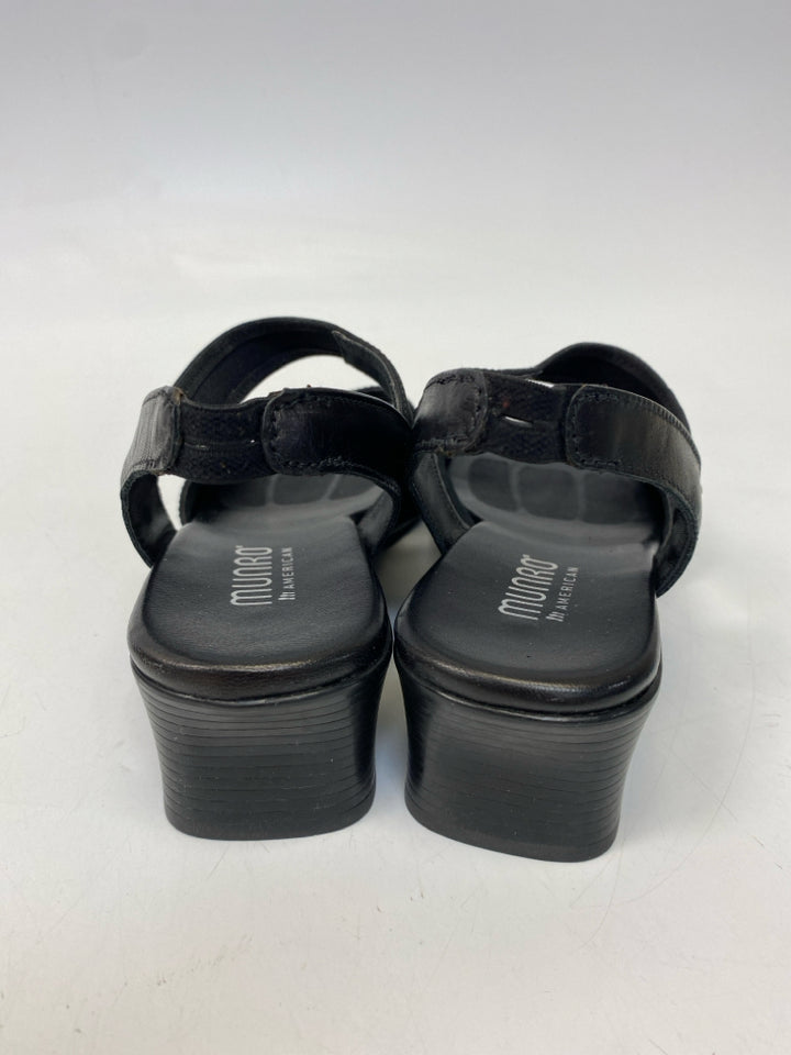 Munro  Size 8 Black Sandals