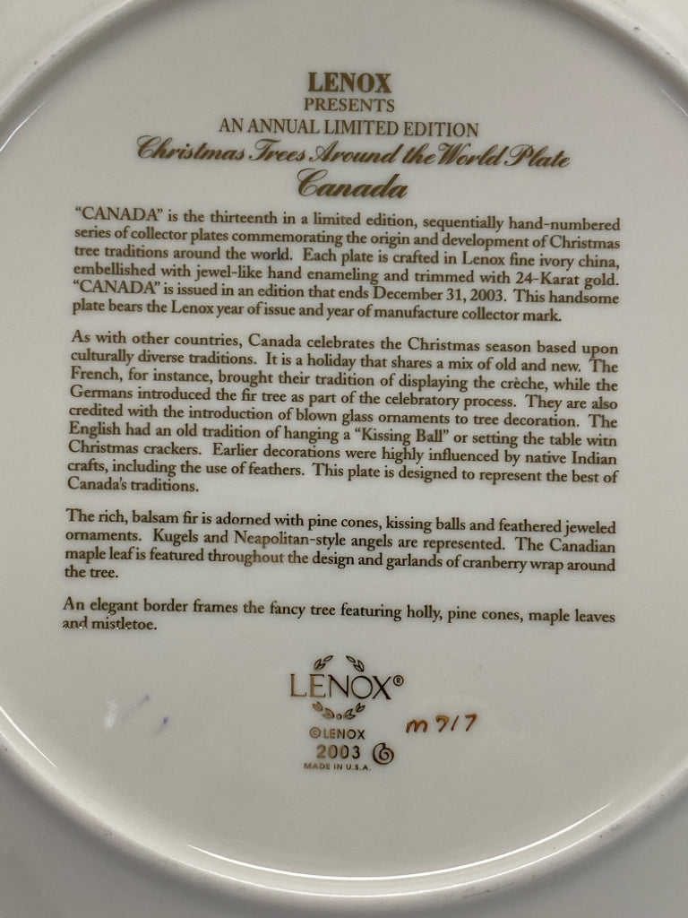 Lenox Cream Green/Multi Christmas Decorative Plate