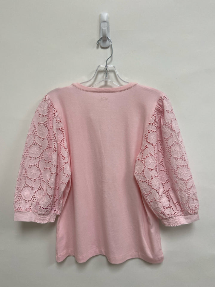 LILLY PULITZER Size L Pale Pink Flowers Eyelet Ladies Top