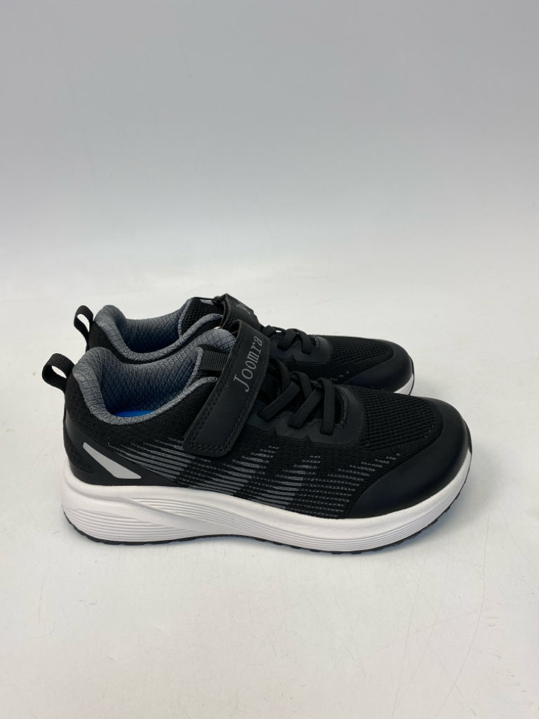 NWOT SIZE Black Gray Boy&