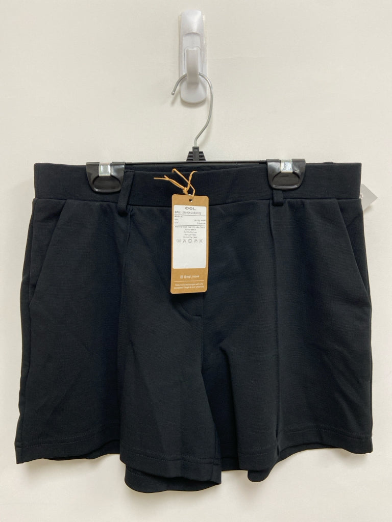 NWT Size M Black Pull-on Ladies Shorts