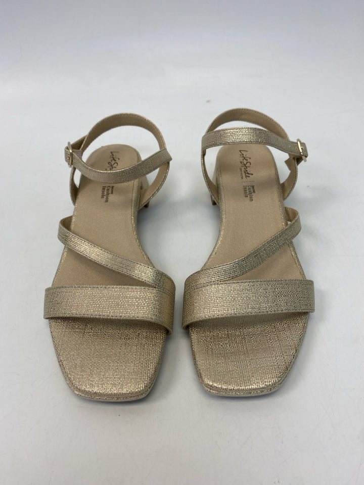 NWOT Life Stride  Size 8.5 Gold Shimmery Sandals