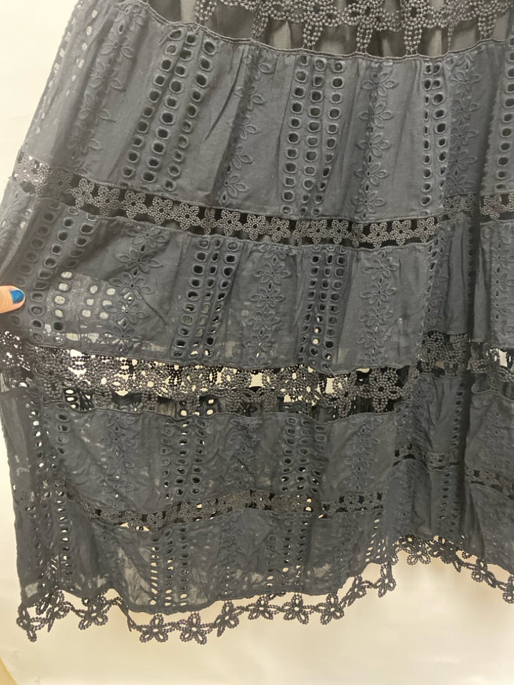NWT Size L Black Smocking Ladies Dress