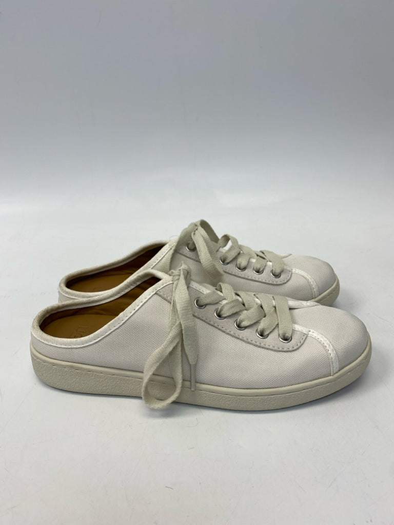 UGG  Size 9 White Lace-up Canvas Sneakers