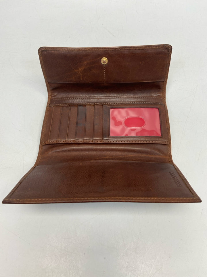 Dooney &amp; Bourke Dark Brown Stitching Wallet