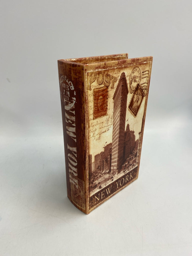 Brown Cream Box
